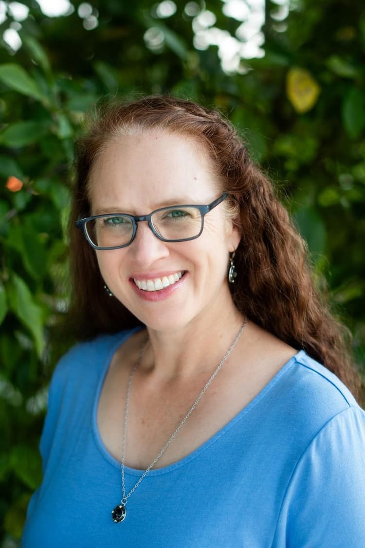 Sarah Hamaker Bio Pic